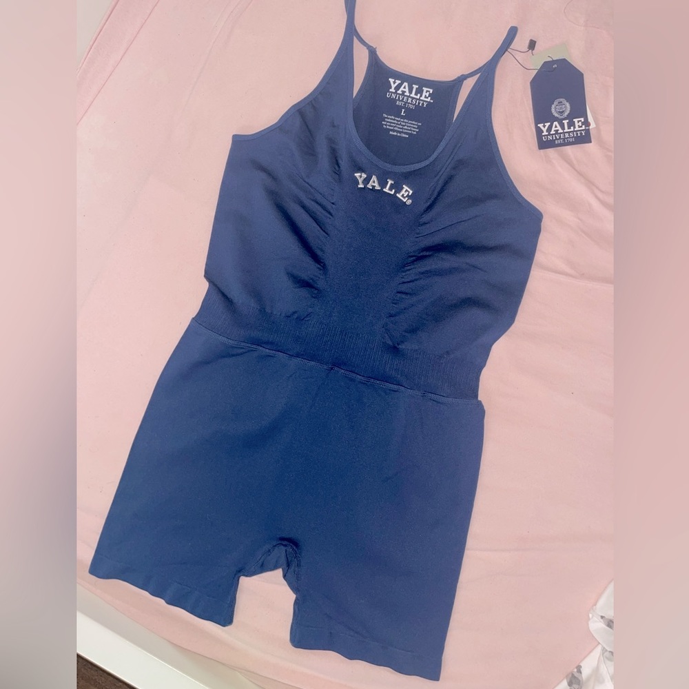 NWT Yale seamless workout romper bodysuit